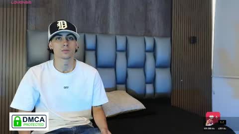 Snapshot of mohamed_malik chatting on April 19, 2026, 1:43 pm mohamed_malik online show from April 19, 2026, 1:43 pm