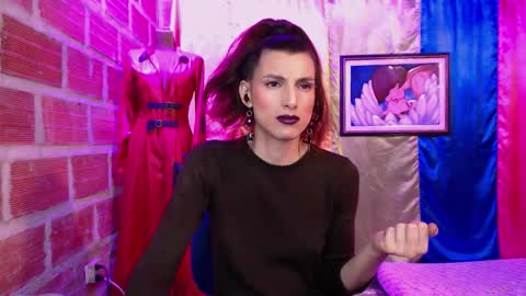 Snapshot of moira_hot chatting on October 18, 2025, 3:53 am moira_hot online show from October 18, 2025, 3:53 am