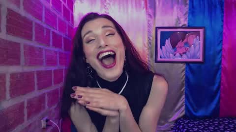 Snapshot of moira_hot chatting on November 26, 2025, 10:33 pm moira_hot online show from November 26, 2025, 10:33 pm