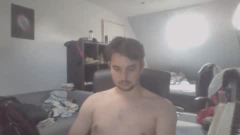Snapshot of moistbreadstick chatting on July 21, 2026, 5:26 pm moistbreadstick online show from July 21, 2026, 5:26 pm