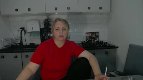 Snapshot of mojjo_erika chatting on September 29, 2025, 9:58 am erika online show from September 29, 2025, 9:58 am