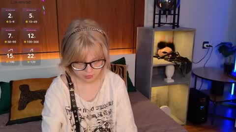 moliqin online show from May 9, 2026, 7:46 am