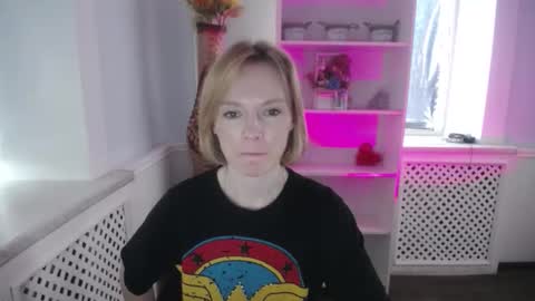 Snapshot of mollilove chatting on May 27, 2026, 7:49 am mollilove online show from May 27, 2026, 7:49 am
