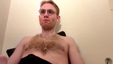 Snapshot of molliter chatting on October 27, 2025, 12:26 am molliter online show from October 27, 2025, 12:26 am