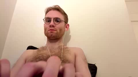 Snapshot of molliter chatting on October 29, 2025, 11:39 pm molliter online show from October 29, 2025, 11:39 pm