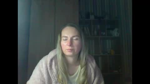 molly971345 online show from February 4, 2026, 11:42 pm