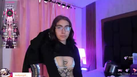 Molly online show from July 2, 2026, 3:29 pm