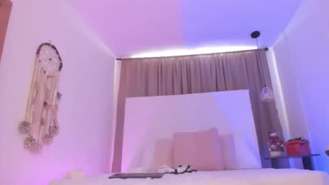      online show from November 11, 2025, 3:34 pm