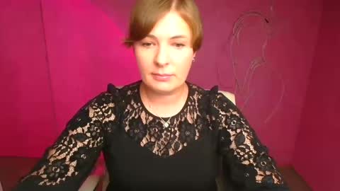 Snapshot of molly_mis chatting on September 10, 2025, 11:32 am Molly online show from September 10, 2025, 11:32 am