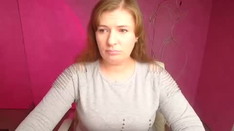 Snapshot of molly_mis chatting on September 19, 2025, 11:33 am Molly online show from September 19, 2025, 11:33 am