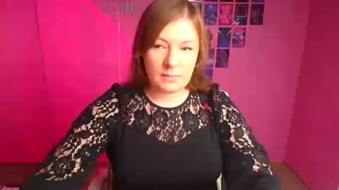 Snapshot of molly_mis chatting on November 24, 2025, 12:38 pm Molly online show from November 24, 2025, 12:38 pm