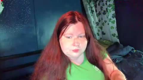 molly_moons online show from July 10, 2026, 6:10 pm
