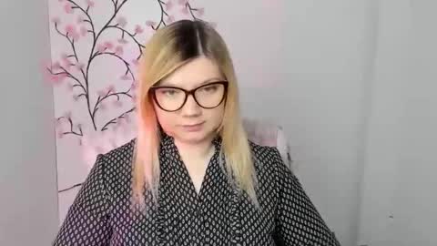 Snapshot of molly_moree chatting on January 10, 2026, 12:51 pm Molly online show from January 10, 2026, 12:51 pm