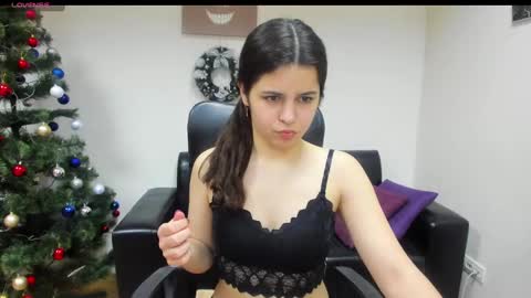 Snapshot of molly_owens chatting on January 21, 2025, 9:46 am Molly Owens online show from January 21, 2025, 9:46 am