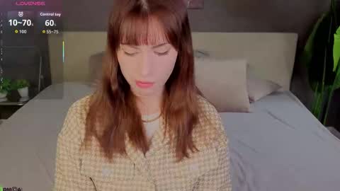 Molly online show from November 10, 2025, 12:31 am