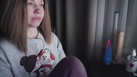 I have new photos come and see with love Molly online show from February 25, 2025, 1:41 am