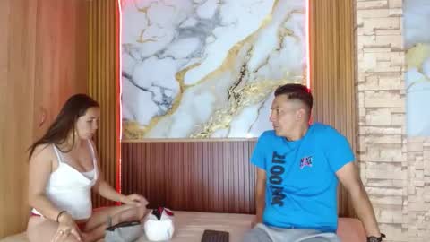 Snapshot of mollyandsam303av chatting on March 5, 2026, 8:38 pm mollyandsam303av online show from March 5, 2026, 8:38 pm