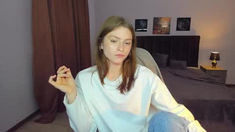 Snapshot of mollydangerous chatting on December 19, 2024, 10:56 am Taisha online show from December 19, 2024, 10:56 am