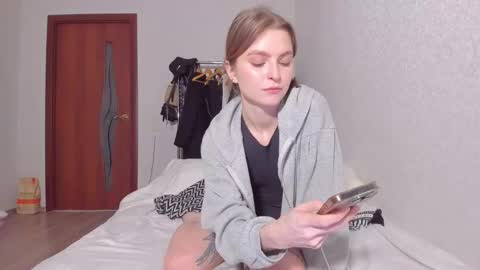 Snapshot of mollydangerous chatting on February 23, 2025, 7:17 pm Taisha online show from February 23, 2025, 7:17 pm