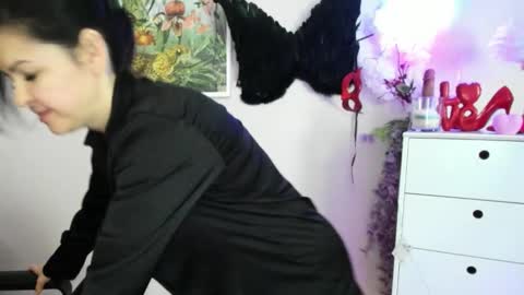 Snapshot of mollymoon40 chatting on March 10, 2026, 7:13 am Molly online show from March 10, 2026, 7:13 am