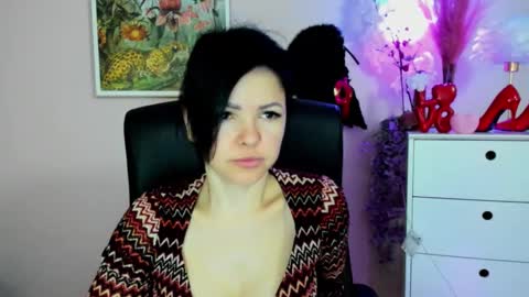 Snapshot of mollymoon40 chatting on March 18, 2026, 7:22 am Molly online show from March 18, 2026, 7:22 am