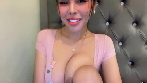 Snapshot of mollysky_smith chatting on February 5, 2026, 2:00 pm molly online show from February 5, 2026, 2:00 pm