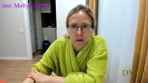 AngelMomm online show from April 8, 2026, 6:35 am