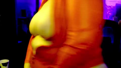 Snapshot of mollysun chatting on January 6, 2026, 4:32 pm MollySun Nina Randmann online show from January 6, 2026, 4:32 pm