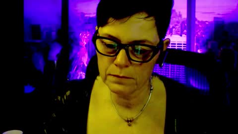 Snapshot of mollysun chatting on February 7, 2026, 6:55 pm MollySun Nina Randmann online show from February 7, 2026, 6:55 pm