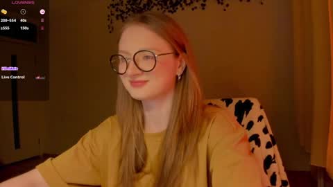 Snapshot of mollytucker chatting on April 1, 2026, 4:26 pm mollytucker online show from April 1, 2026, 4:26 pm