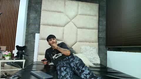 mollyxkta100ml online show from April 5, 2026, 2:20 am