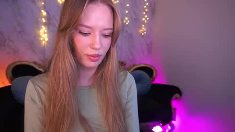 mollyymayy online show from February 4, 2026, 3:51 pm
