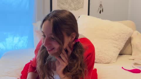 Snapshot of mommamia12 chatting on December 24, 2024, 2:12 pm Mia online show from December 24, 2024, 2:12 pm