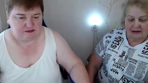 Snapshot of mommy99x chatting on March 2, 2025, 7:32 am Mommy99X online show from March 2, 2025, 7:32 am