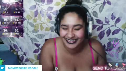 Snapshot of mommybubbles chatting on October 8, 2025, 12:25 pm Mommy bubbles online show from October 8, 2025, 12:25 pm