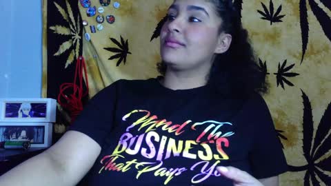 Snapshot of mommybubbles chatting on April 5, 2026, 2:53 am Mommy bubbles online show from April 5, 2026, 2:53 am
