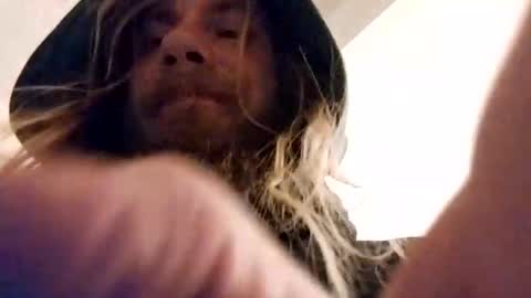 Snapshot of mommyissues2386 chatting on February 2, 2025, 5:21 am Richard Sheridan online show from February 2, 2025, 5:21 am