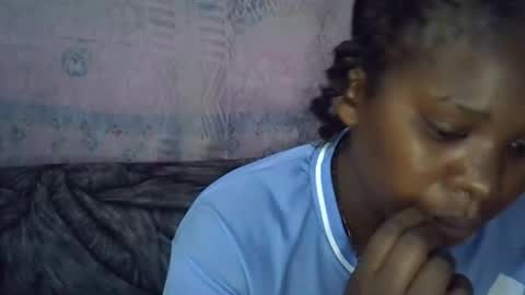 momsdoll online show from February 16, 2026, 7:37 am