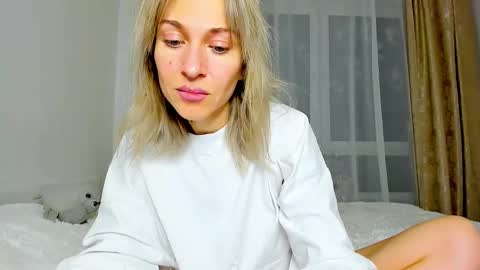 Mona online show from February 22, 2025, 8:20 pm