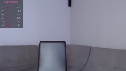 Snapshot of mona_saxxx chatting on December 24, 2024, 11:38 am Hey Guys im Mona. PVT is Open Please Make me CUM online show from December 24, 2024, 11:38 am