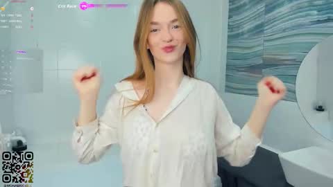 Mona online show from October 29, 2025, 7:37 pm