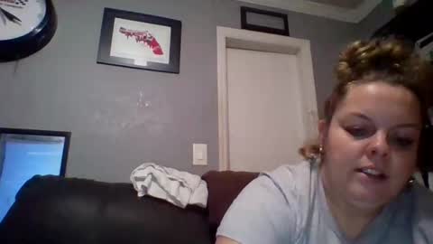 monamakeumoana88 online show from November 22, 2025, 1:04 am