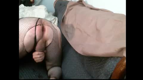 monasnuts online show from October 2, 2025, 9:44 pm