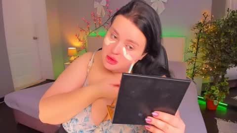 Monica online show from January 16, 2026, 1:37 pm