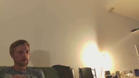 Snapshot of mondolorian chatting on December 25, 2024, 12:16 am Mondolorian online show from December 25, 2024, 12:16 am