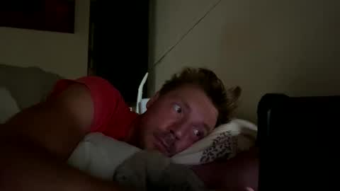 Snapshot of mondolorian chatting on October 22, 2025, 12:27 pm Mondolorian online show from October 22, 2025, 12:27 pm