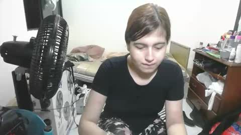 Snapshot of monica_spear40 chatting on January 7, 2026, 1:52 am evi online show from January 7, 2026, 1:52 am