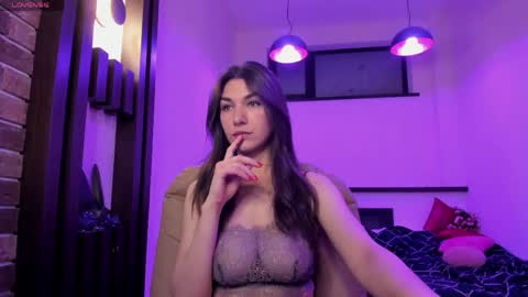 Monica online show from May 20, 2026, 4:07 am