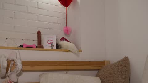 monicaasis online show from January 20, 2025, 12:15 am