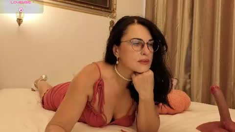 monicaluxxx online show from July 10, 2026, 1:25 pm